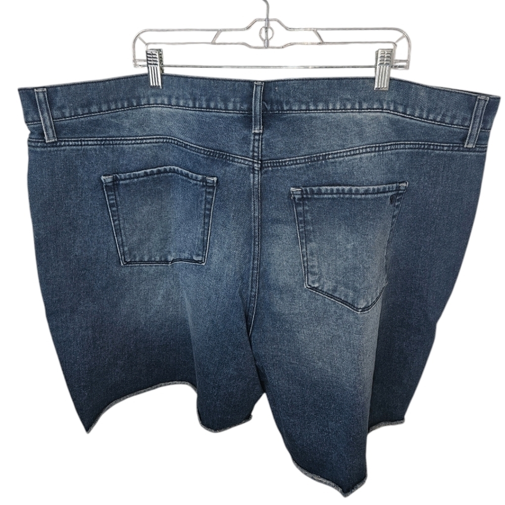 NWT Jessica Simpson High Rise Relaxed Short Lived-In Vintage Distressed Shorts - Picture 2 of 6